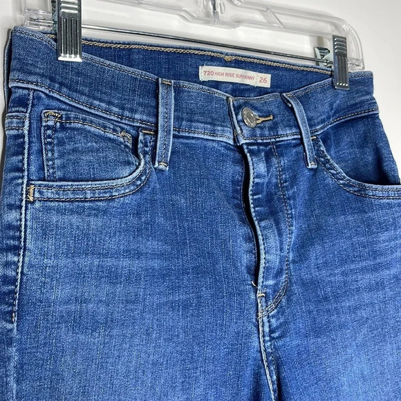 Levi’s 720 | High Rise Super Skinny | size 26 | Distressed | GUC - Picture 6 of 8